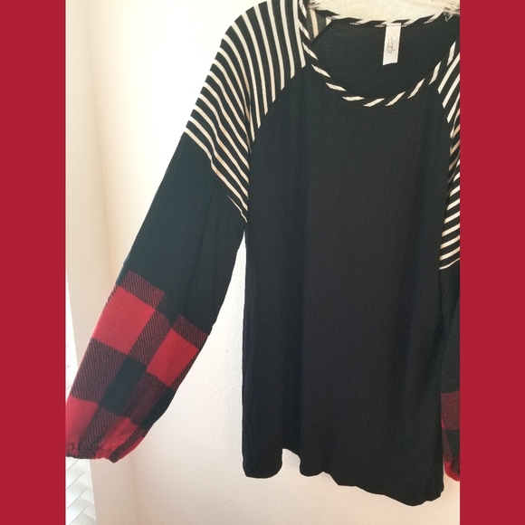 Simply Obsessed LS Mixed Print Tunic Top Large - Picture 3 of 6